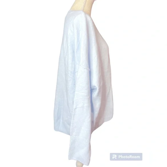 NWT Vince Camuto Icy Blue Frozen Sweater - Picture 2 of 10